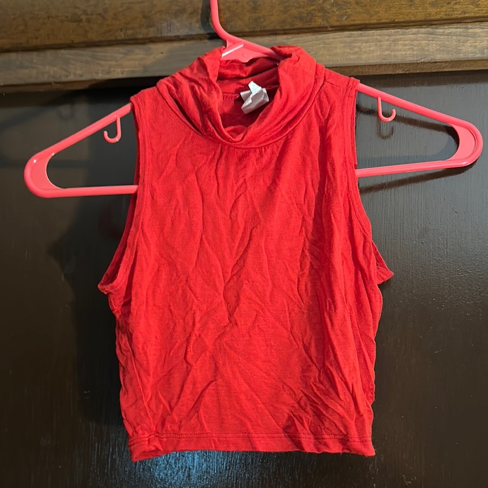 Red Sleeveless Crop Muscle Tee